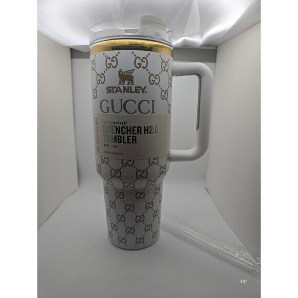 Gucci x Stanley 40oz Quencher H2.0 Tumbler White/Gold with Straw–Limited Edition - Picture 1 of 7